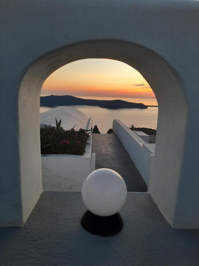 Vitsentzos Suites Imerovigli  Bagian luar foto